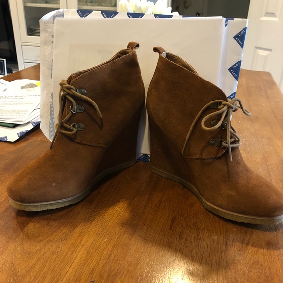 Shoes - Steve Madden Tanngoo Suede Wedge Booties